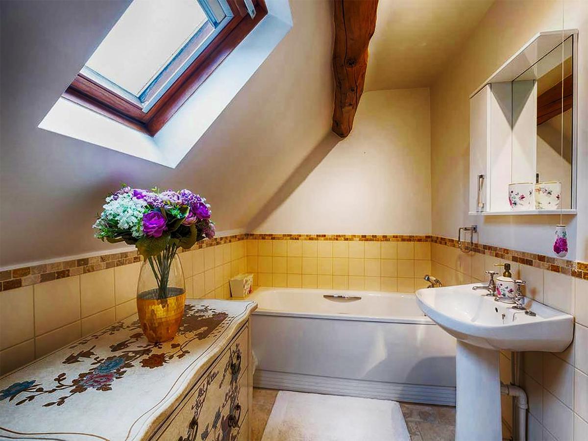 Greystones Cottage Bourton-on-the-Water Exterior photo
